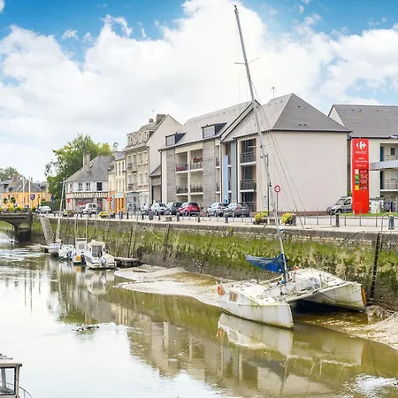 公寓 Apartment In Isigny Near Cotentin Marshes, Cleaning Included